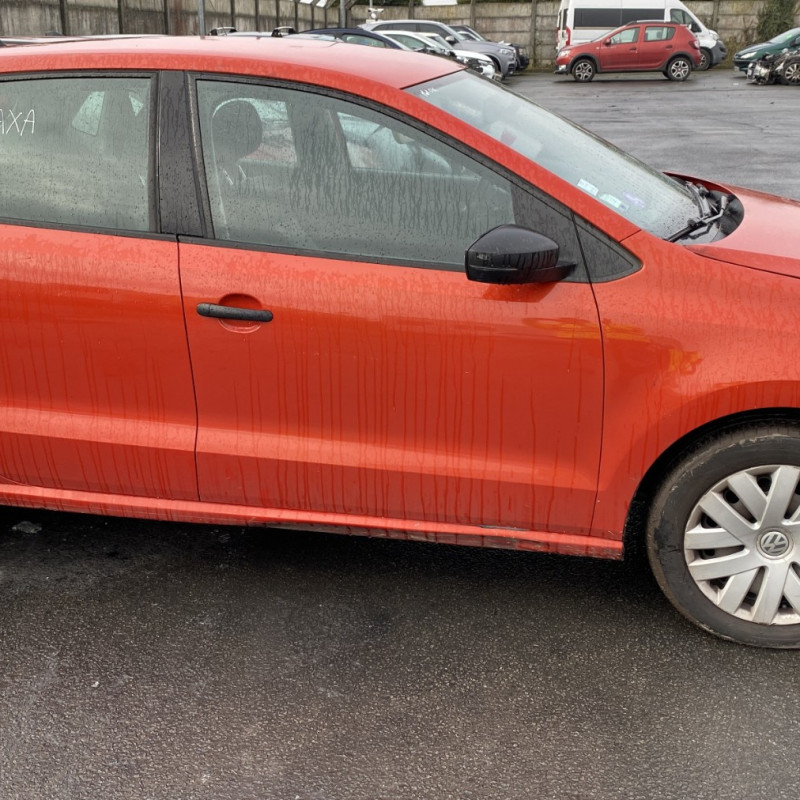 VOLKSWAGEN POLO 5 PHASE 1 1.2i - 12V Photo n°7