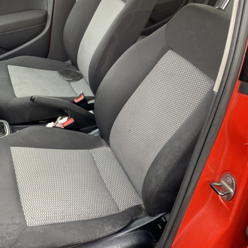 VOLKSWAGEN POLO 5 PHASE 1 1.2i - 12V Photo n°12