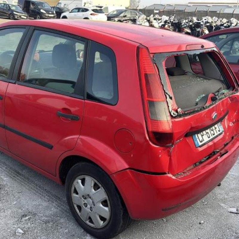 Aile avant gauche FORD FIESTA 5 Photo n°8