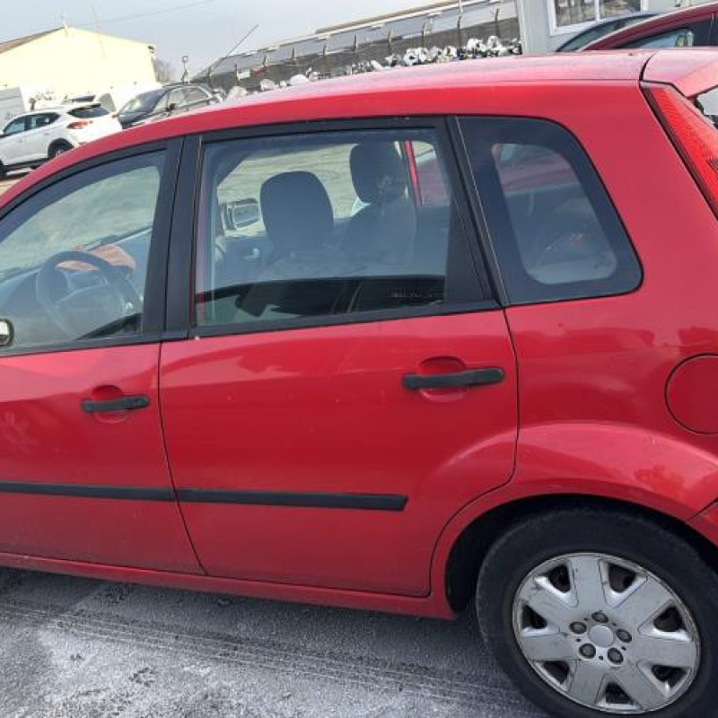 Aile avant gauche FORD FIESTA 5 Photo n°11