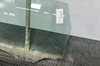 Vitre arriere gauche FORD FIESTA 5