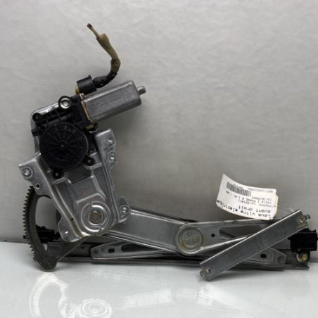 Leve vitre electrique avant droit TOYOTA YARIS 1 Photo n°1