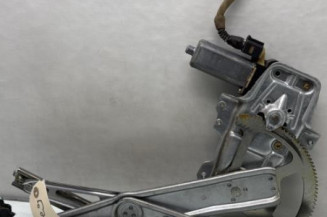 Leve vitre electrique avant droit TOYOTA YARIS 1