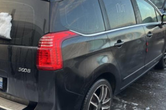 Malle/Hayon arriere PEUGEOT 5008 1