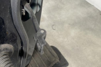 Porte avant droit PEUGEOT 5008 1