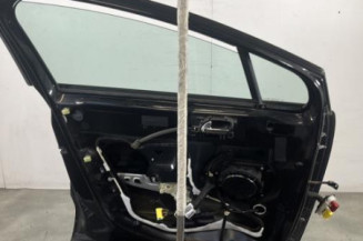 Porte avant gauche PEUGEOT 5008 1