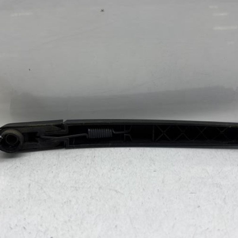 Bras essuie glace arriere PEUGEOT 308 1 Photo n°4