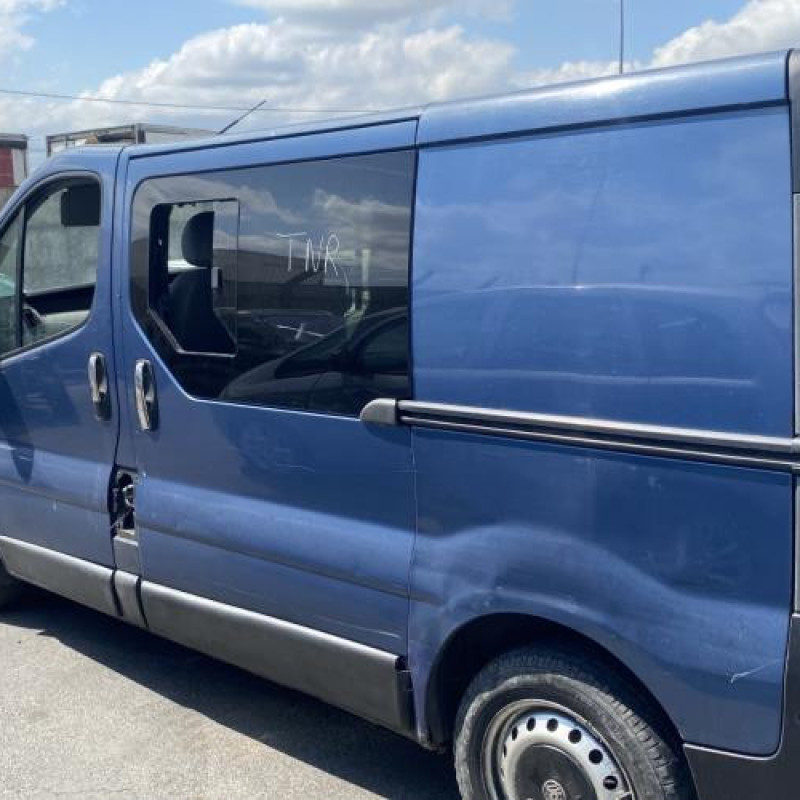 Capot VAUXHALL VIVARO 1 Photo n°13