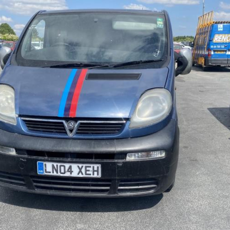 Capot VAUXHALL VIVARO 1 Photo n°15