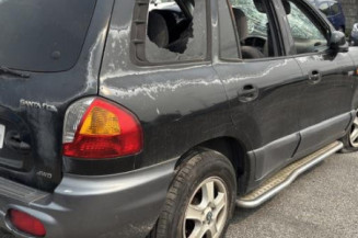 Pare choc arriere HYUNDAI SANTA FE 1
