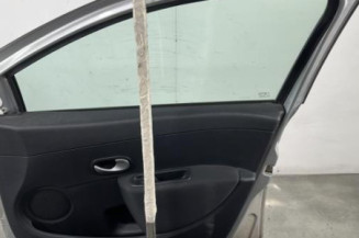 Porte avant droit RENAULT CLIO 3