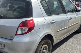 Porte avant droit RENAULT CLIO 3