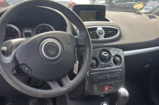 Porte avant droit RENAULT CLIO 3