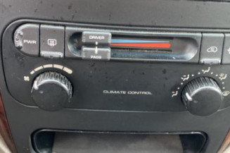 Calandre CHRYSLER GRAND VOYAGER 4