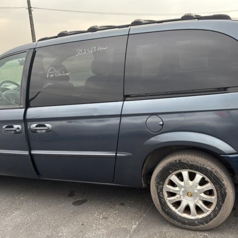 Calandre CHRYSLER GRAND VOYAGER 4 Photo n°20