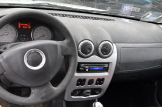 Pare choc arriere DACIA SANDERO 1