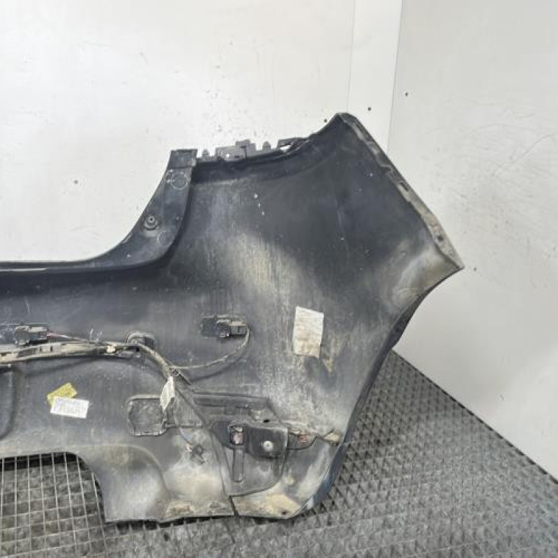 Pare choc arriere RENAULT CLIO 4 Photo n°4