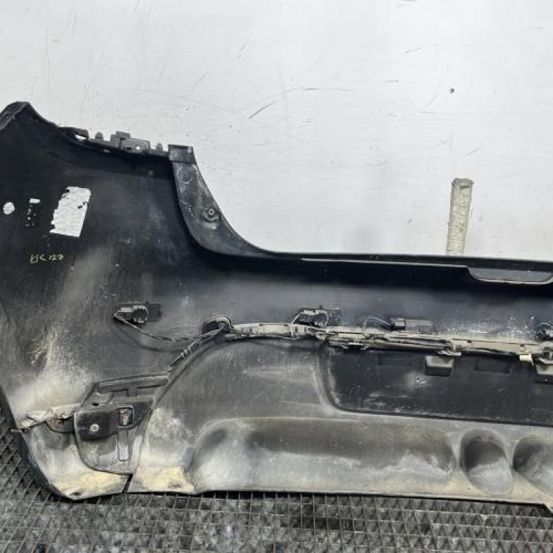 Pare choc arriere RENAULT CLIO 4 Photo n°6
