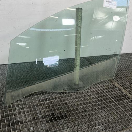 Vitre avant gauche RENAULT CLIO 4