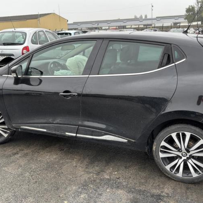 Vitre avant gauche RENAULT CLIO 4 Photo n°6