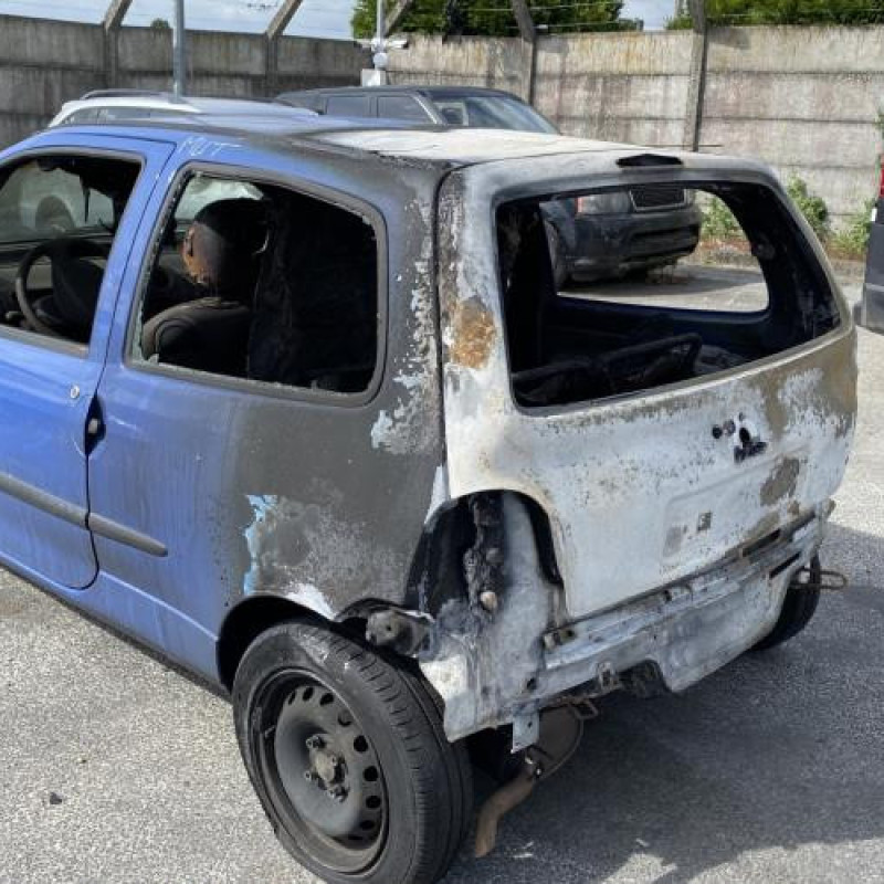 Capot RENAULT TWINGO 1 Photo n°13