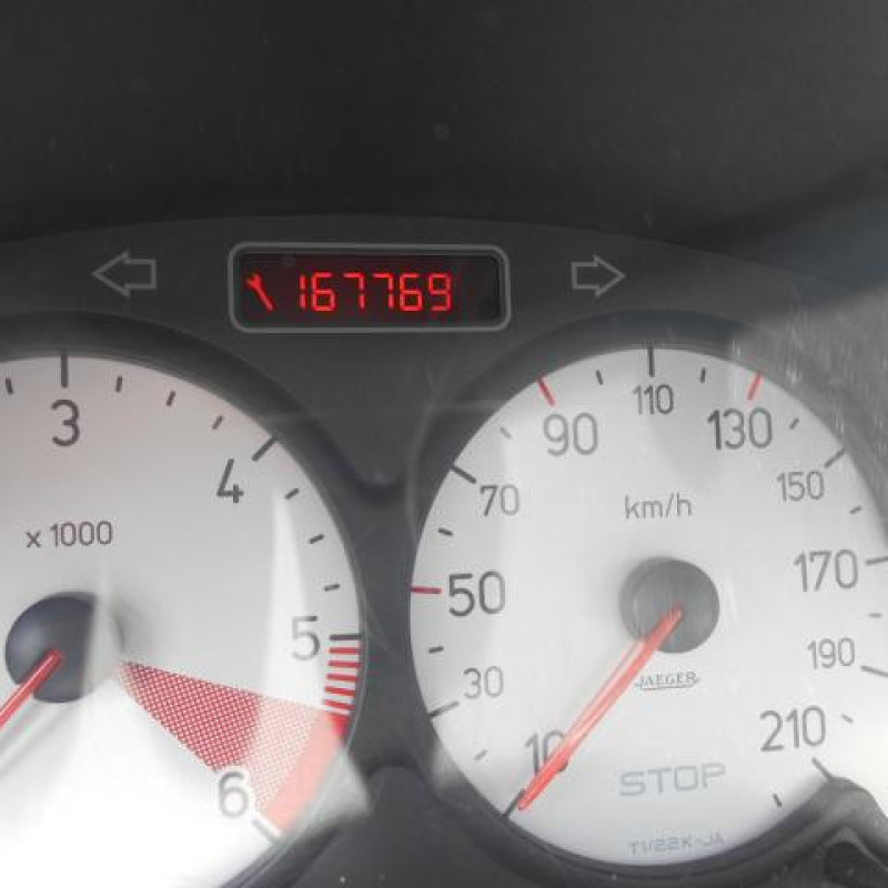 Bras essuie glace avant droit PEUGEOT 206 Photo n°9