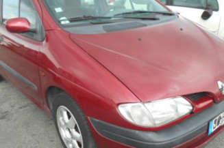 Bras essuie glace avant droit RENAULT SCENIC 1