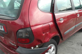 Bras essuie glace avant droit RENAULT SCENIC 1
