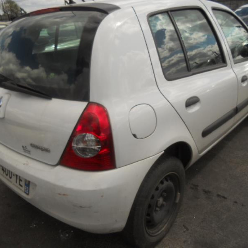 Bras essuie glace avant gauche RENAULT CLIO 2 CAMPUS Photo n°5