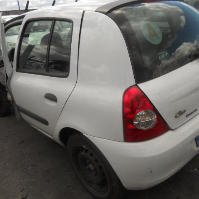 Bras essuie glace avant gauche RENAULT CLIO 2 CAMPUS Photo n°6