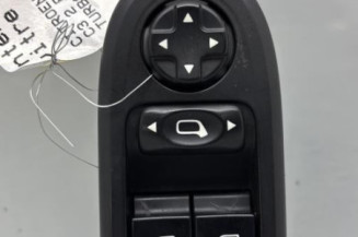 Interrupteur de leve vitre avant gauche CITROEN C3 2