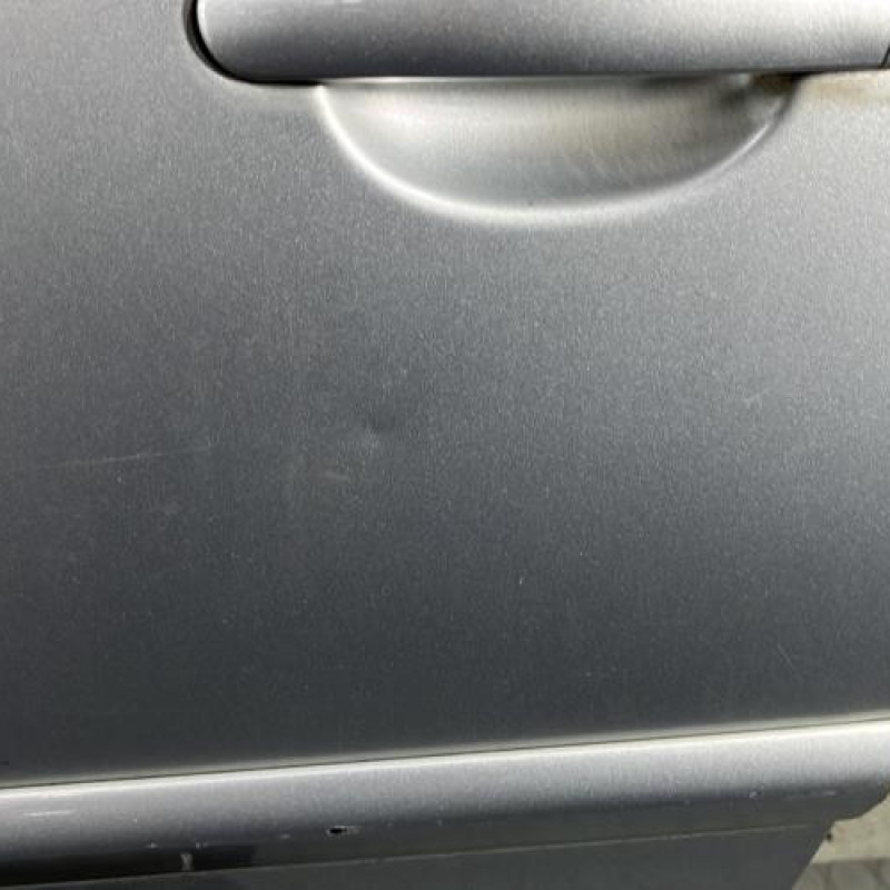 Porte avant gauche VOLKSWAGEN GOLF 5 Photo n°4