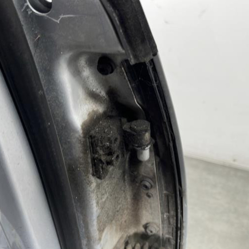 Porte avant gauche VOLKSWAGEN GOLF 5 Photo n°6
