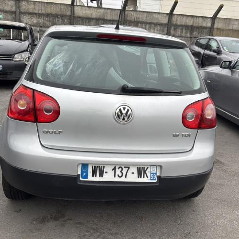 Vitre avant droit VOLKSWAGEN GOLF 5 Photo n°9
