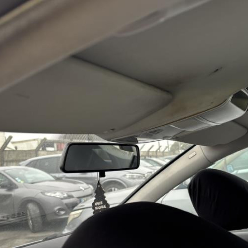 Vitre avant droit VOLKSWAGEN GOLF 5 Photo n°14