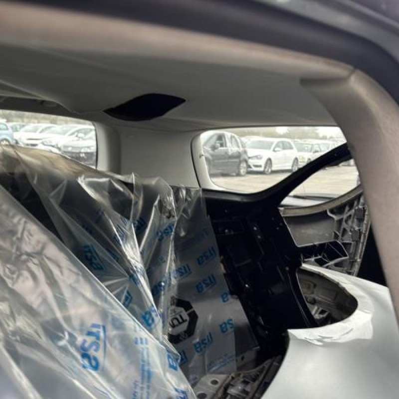 Vitre avant droit VOLKSWAGEN GOLF 5 Photo n°15