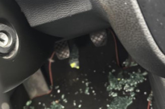 Vitre avant droit VOLKSWAGEN GOLF 5