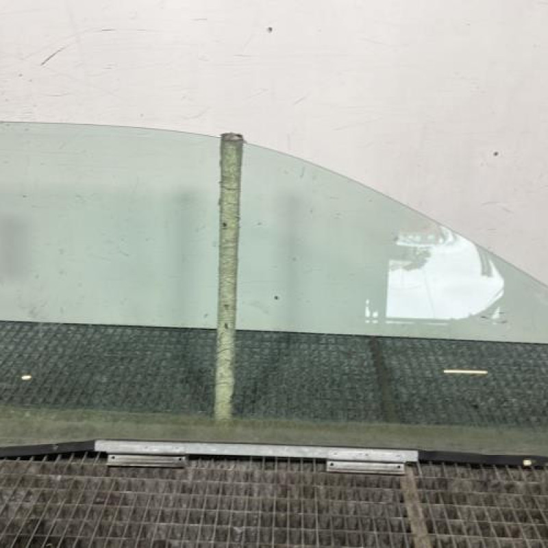 Vitre avant gauche RENAULT TWINGO 1 Photo n°4