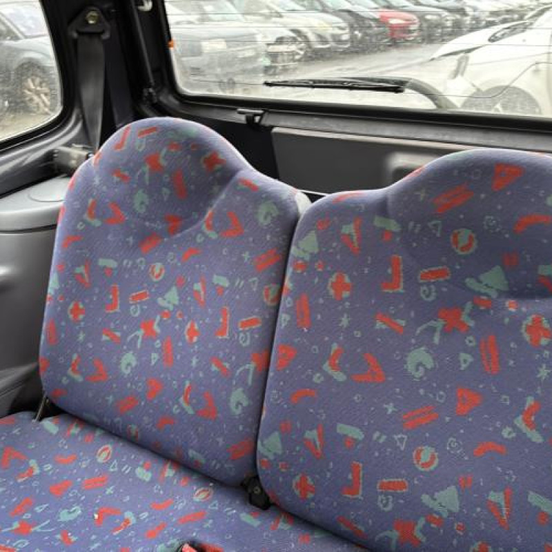 Vitre avant gauche RENAULT TWINGO 1 Photo n°13