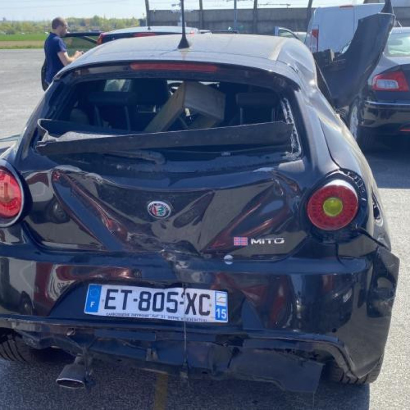 Interrupteur de leve vitre avant gauche ALFA ROMEO MITO Photo n°8