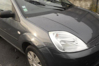 Bras essuie glace avant gauche FORD FIESTA 5