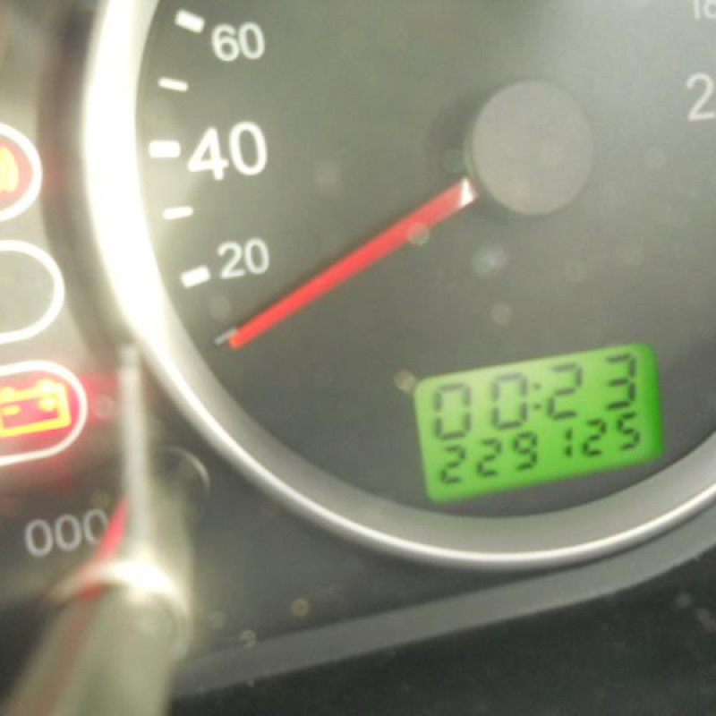 Bras essuie glace avant gauche FORD FIESTA 5 Photo n°9