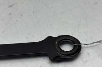 Attache ceinture avant gauche PEUGEOT 405