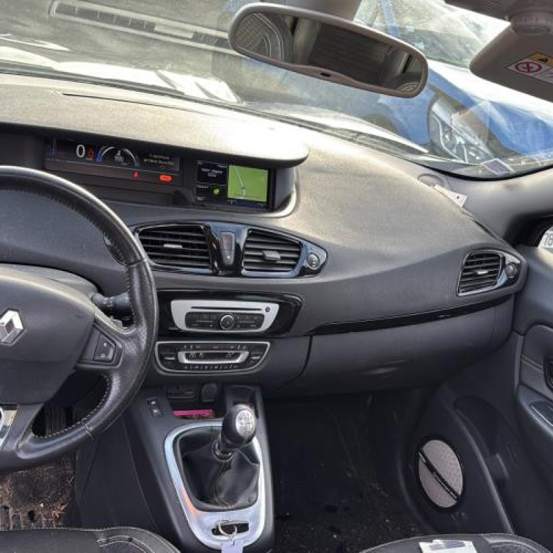 Aile avant gauche RENAULT SCENIC 3 Photo n°17