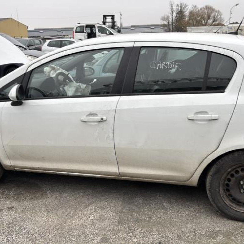 Aile avant gauche OPEL CORSA D Photo n°11