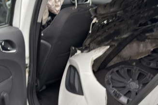 Aile avant gauche OPEL CORSA D
