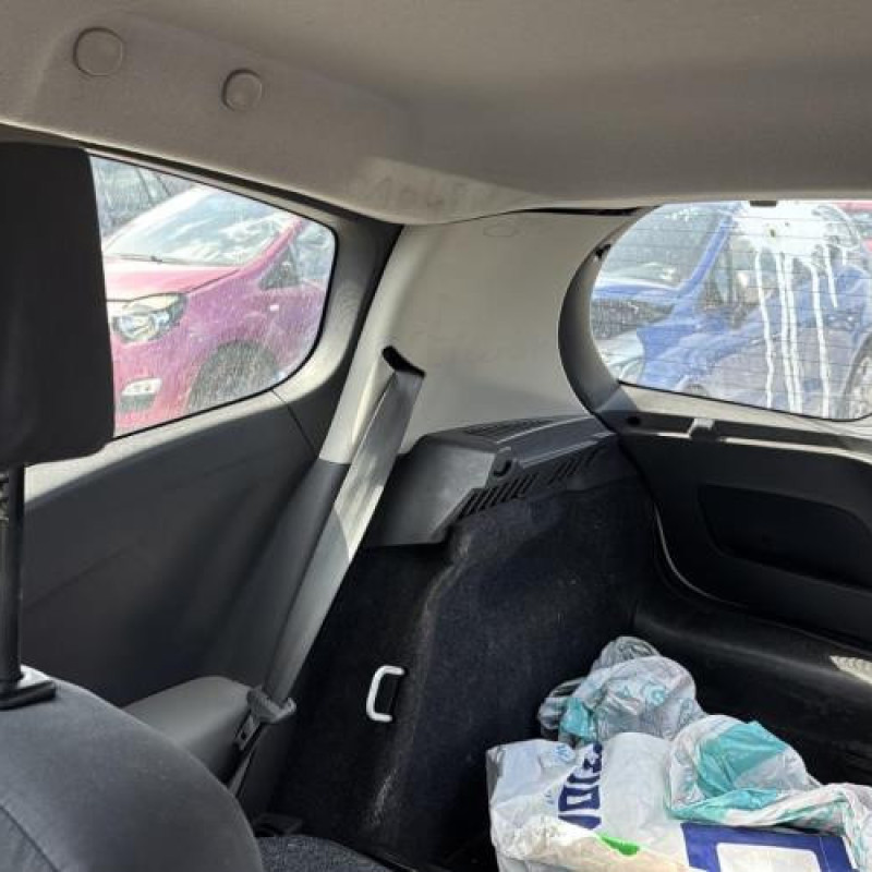 Absorbeur de pare choc arriere RENAULT CLIO 3 Photo n°17