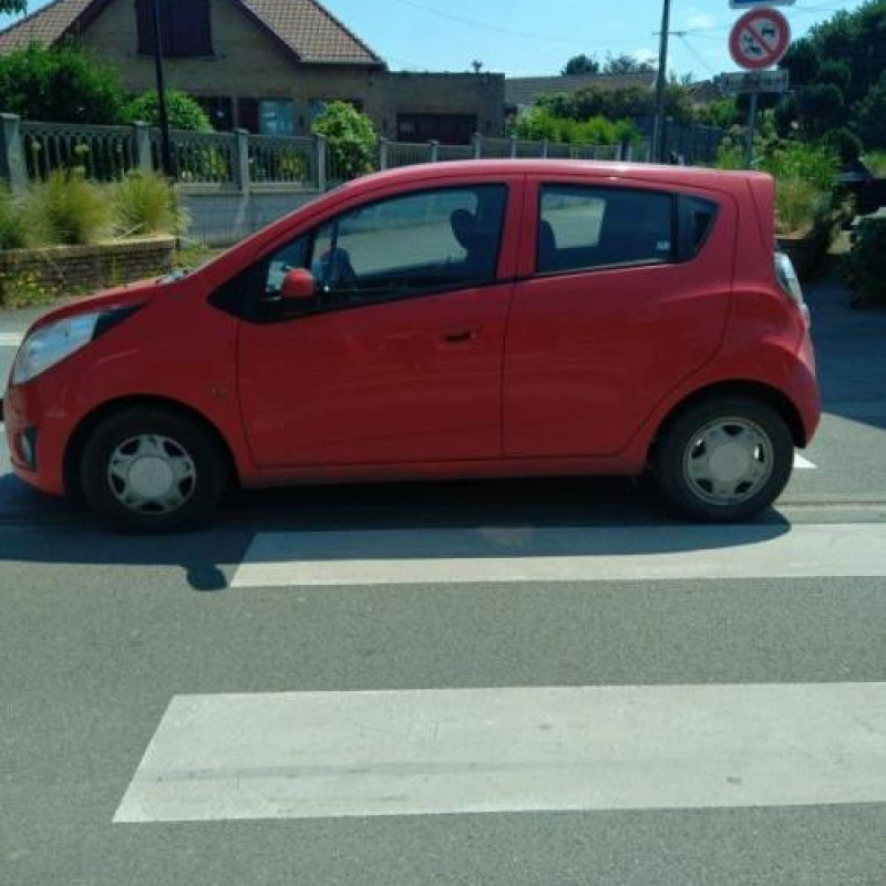 Capot CHEVROLET SPARK Photo n°16