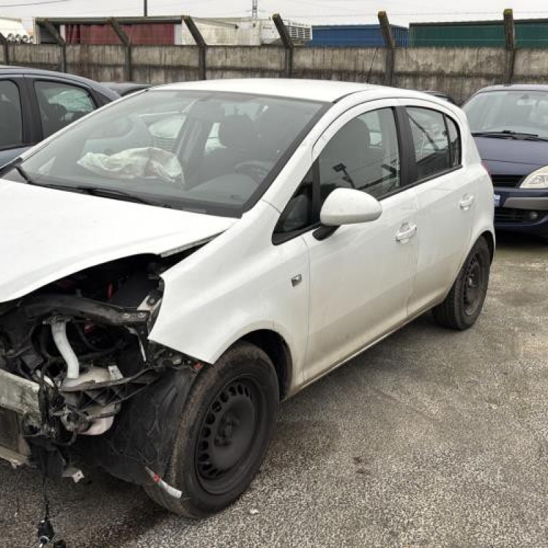 Malle/Hayon arriere OPEL CORSA D Photo n°12