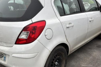 Malle/Hayon arriere OPEL CORSA D